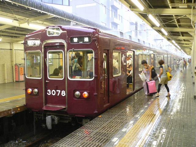 旅行 神戸旅行 4 阪急電車 の舞台その1 リーマン1人暮らし男 30 の一人旅 ダイハツ キャストでドライブ